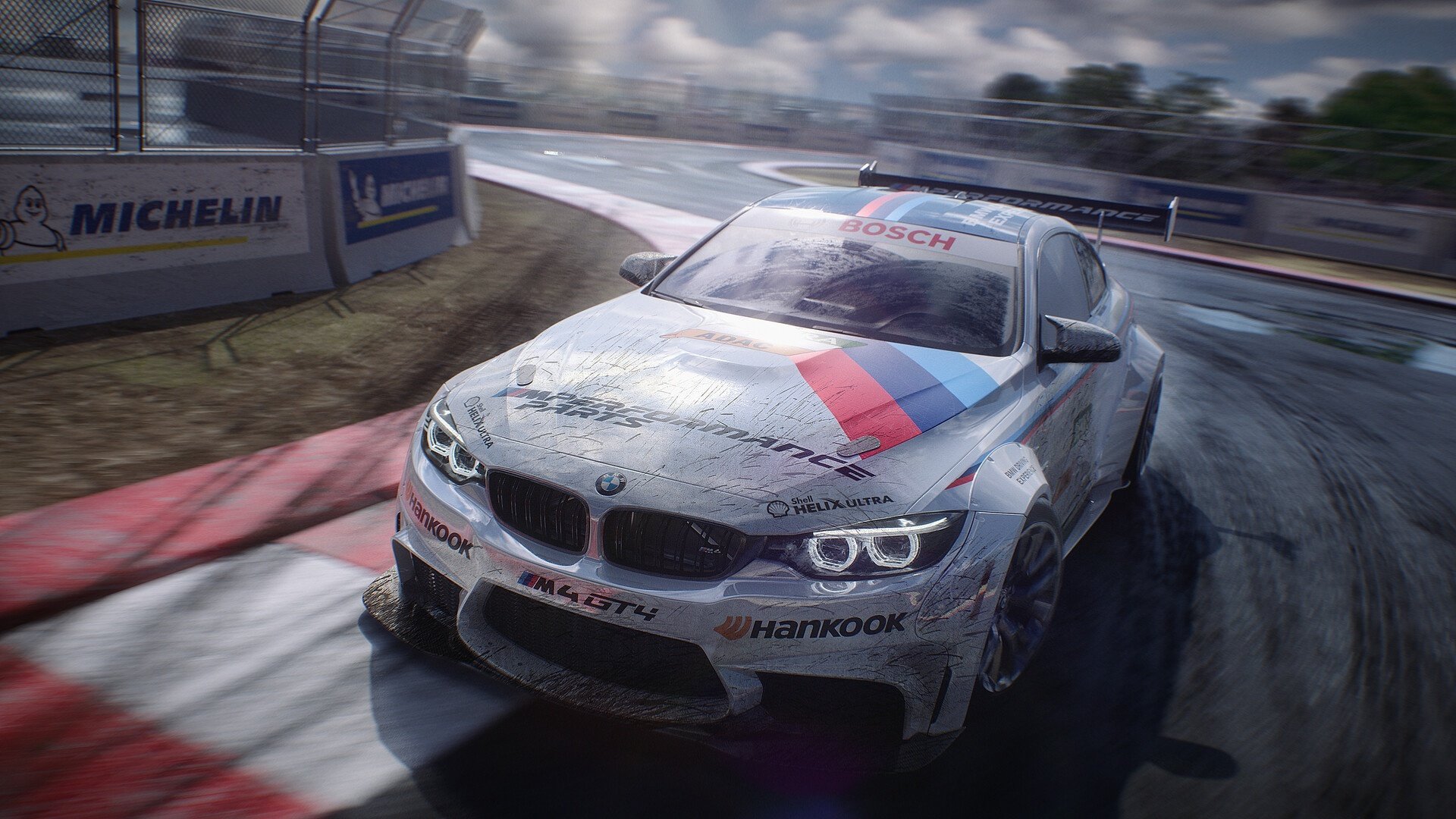 男泳健儿多点开花,高中公共澡堂有隔间么